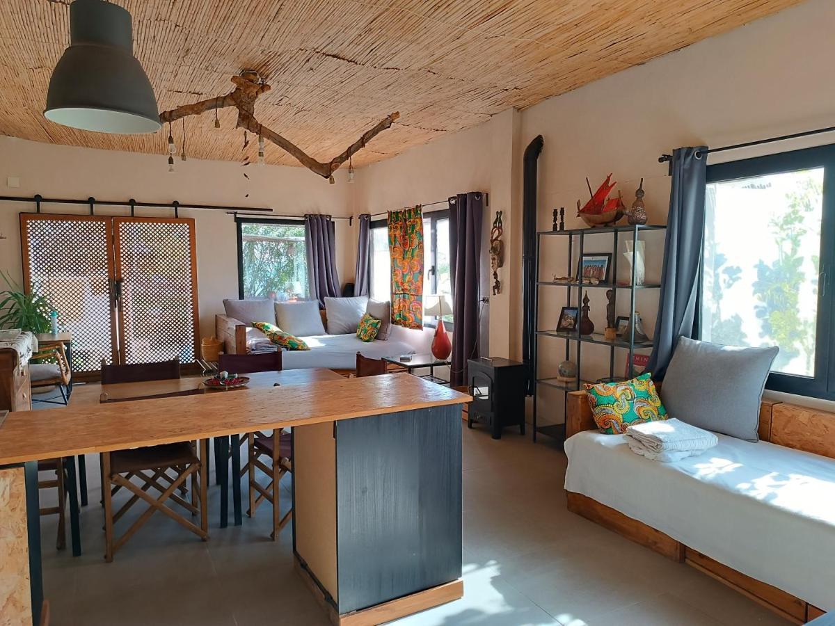 The African House Tolox Eksteriør billede